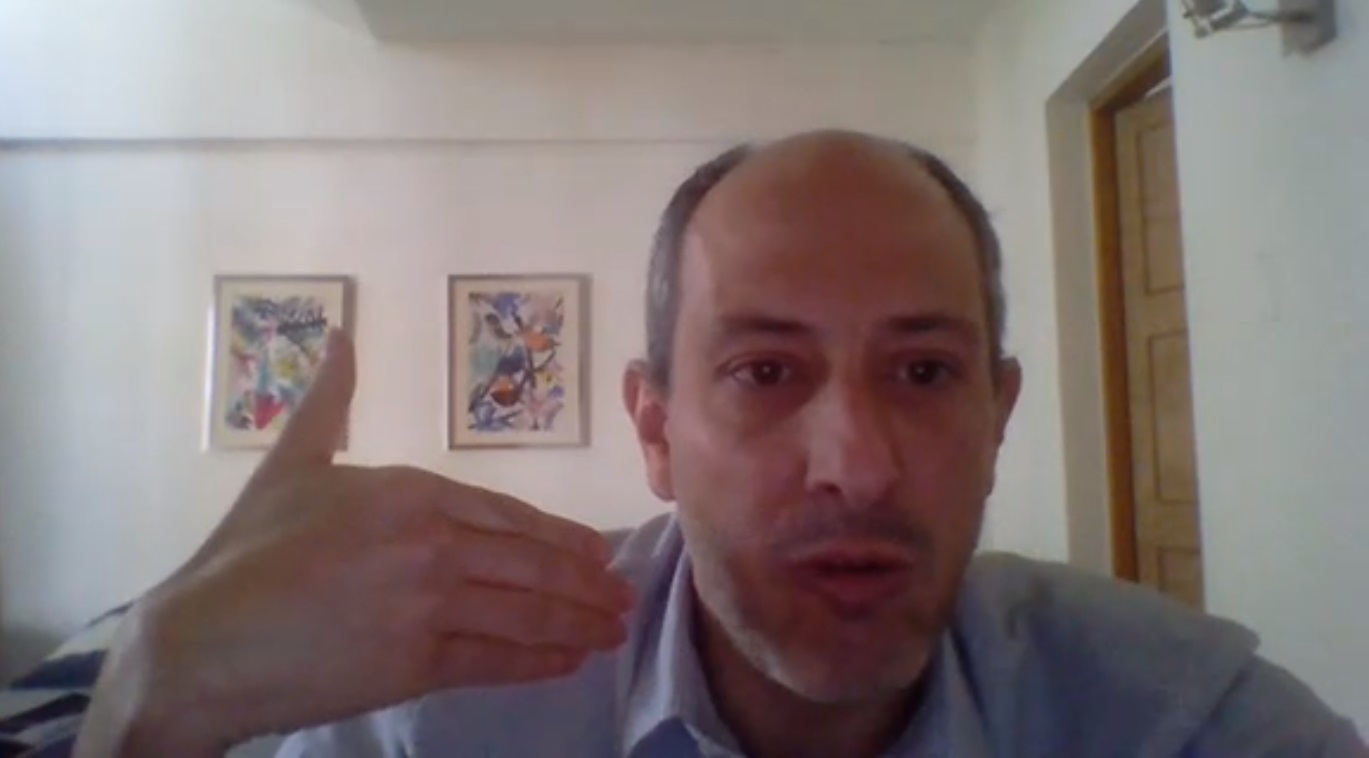 Dr. Rodrigo Estévez: “El ‘estallido social’ es una respuesta a la crisis del sistema democrático”